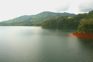 The lake is close to the lake highway below the development entrance. 